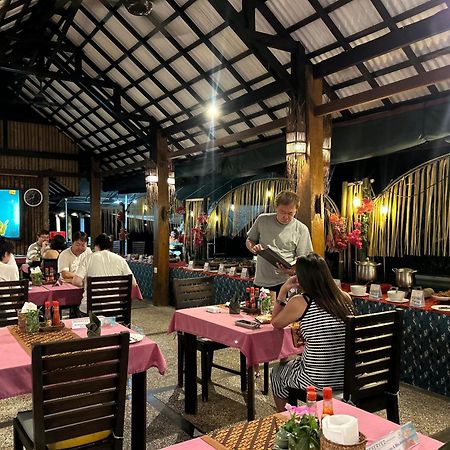 Cocotinos Lembeh A Boutique Dive Lodge Bitung Εξωτερικό φωτογραφία