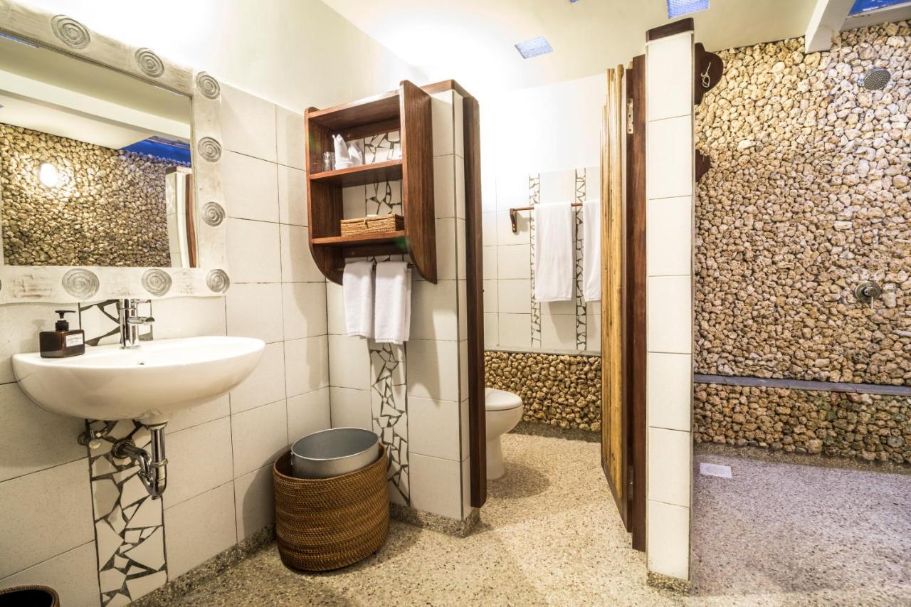 Cocotinos Lembeh A Boutique Dive Lodge Bitung Εξωτερικό φωτογραφία